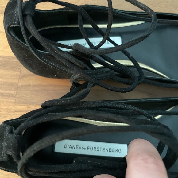 Diane Von Furstenberg wrapped lace up suede ballet flat - Picture 8 of 12